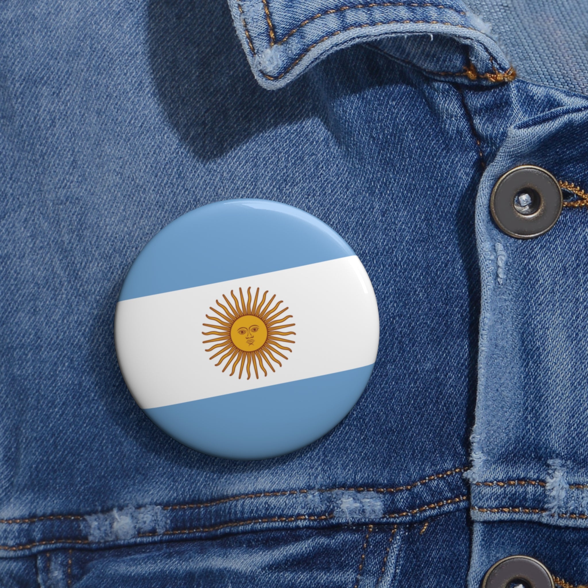 ARGENTINA Soccer Pin Button – National Crest Fan Badge | World Cup 2026 Accessories