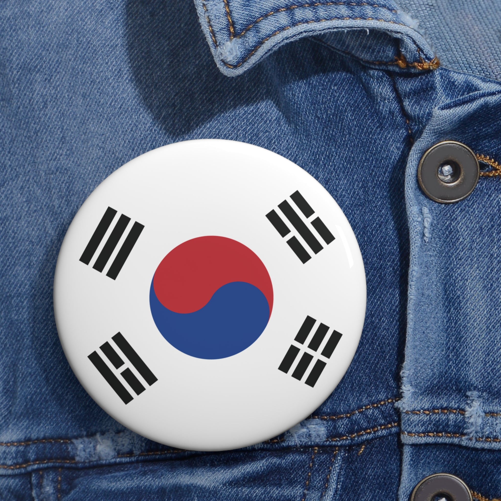 KOREA Soccer Pin Button – National Crest Fan Badge | World Cup 2026 Accessories